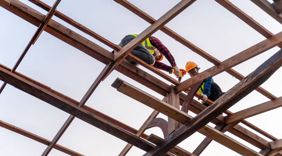 Professional gutter cleaning services in Spur, TX